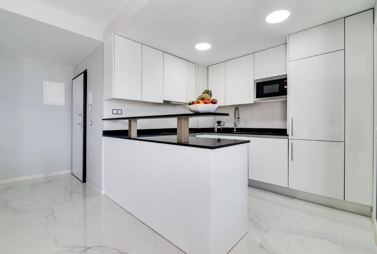 Infinity Sunny View Deluxe Apartman Arenales del Sol Kültér fotó