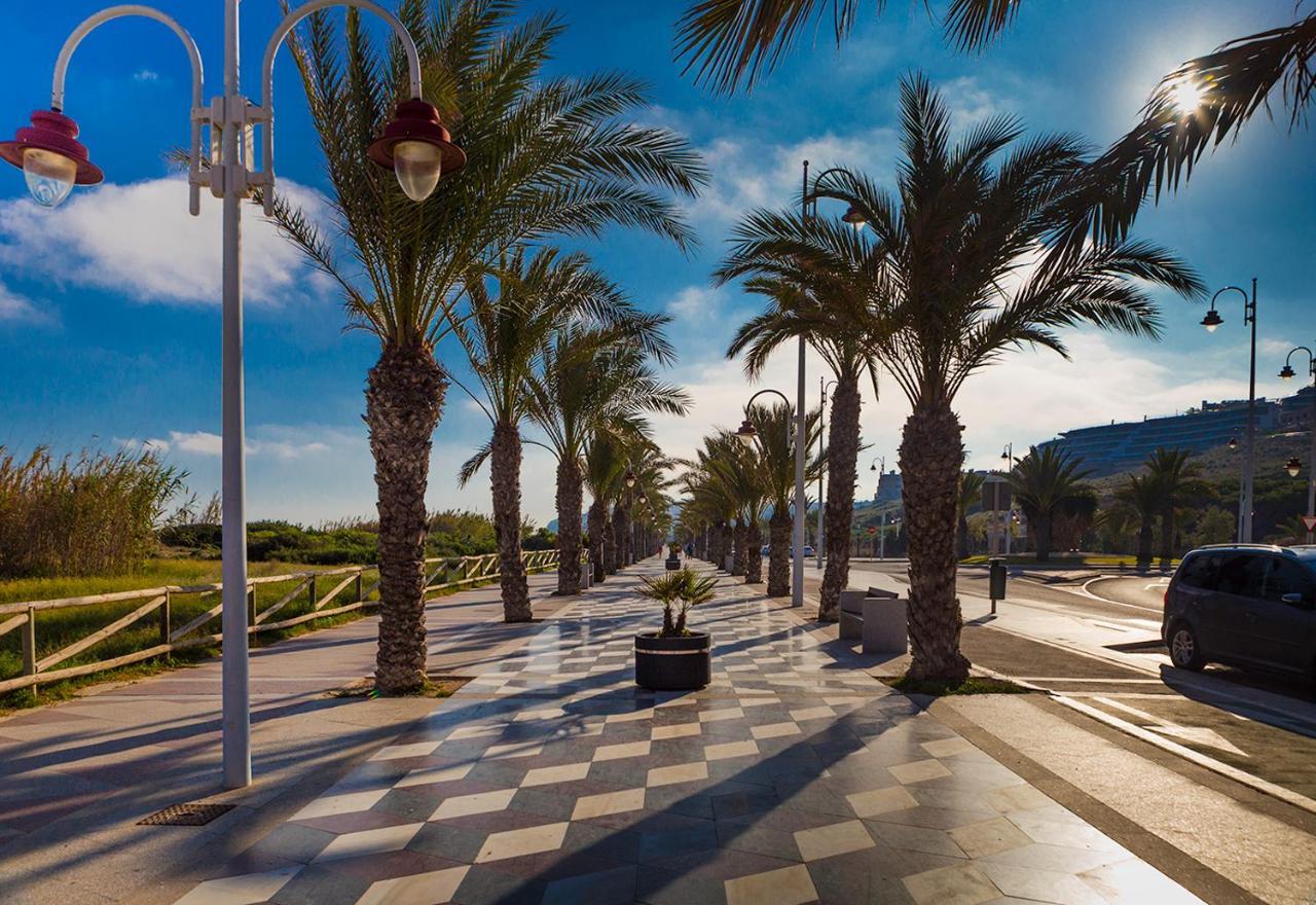 Infinity Sunny View Deluxe Apartman Arenales del Sol Kültér fotó